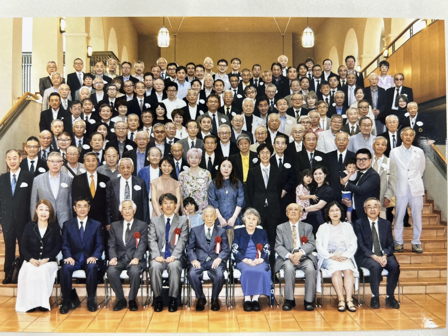 「萬成博先生の白寿を寿ぐ萬成ゼミ全学年同窓総会」の開催