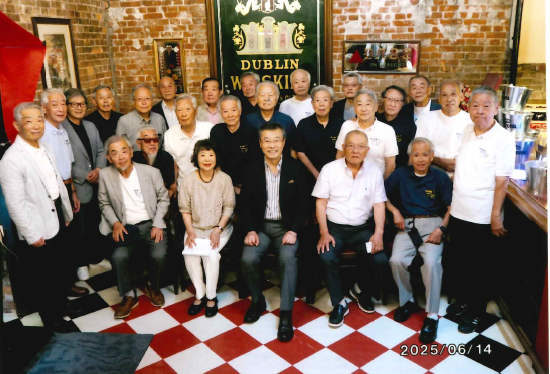 ＫＧ神戸三八会　前理事長慰労会