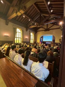 【開催報告】企画委員会主催講演会「神ともにいまして」の歌詞はなぜ変わったのか 〜時代の変化と賛美歌集の歴史〜